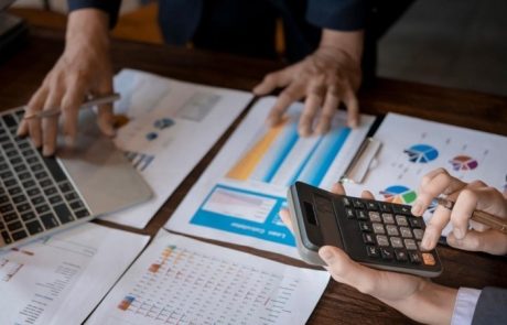 שפר את הדירוג הכלכלי שלך: כל מה שצריך לדעת על דירוג אשראי ונתוני אשראי