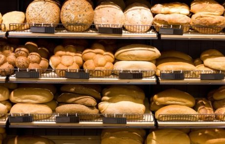 מלוש בצק, מכונה לעוגיות ותנור לחם: פתרונות מקיפים לאופים ביתיים