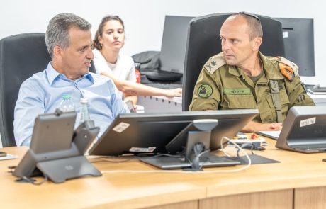 לאחר המתקפה האירנית: מפקד פיקוד העורף בביקור בעיר